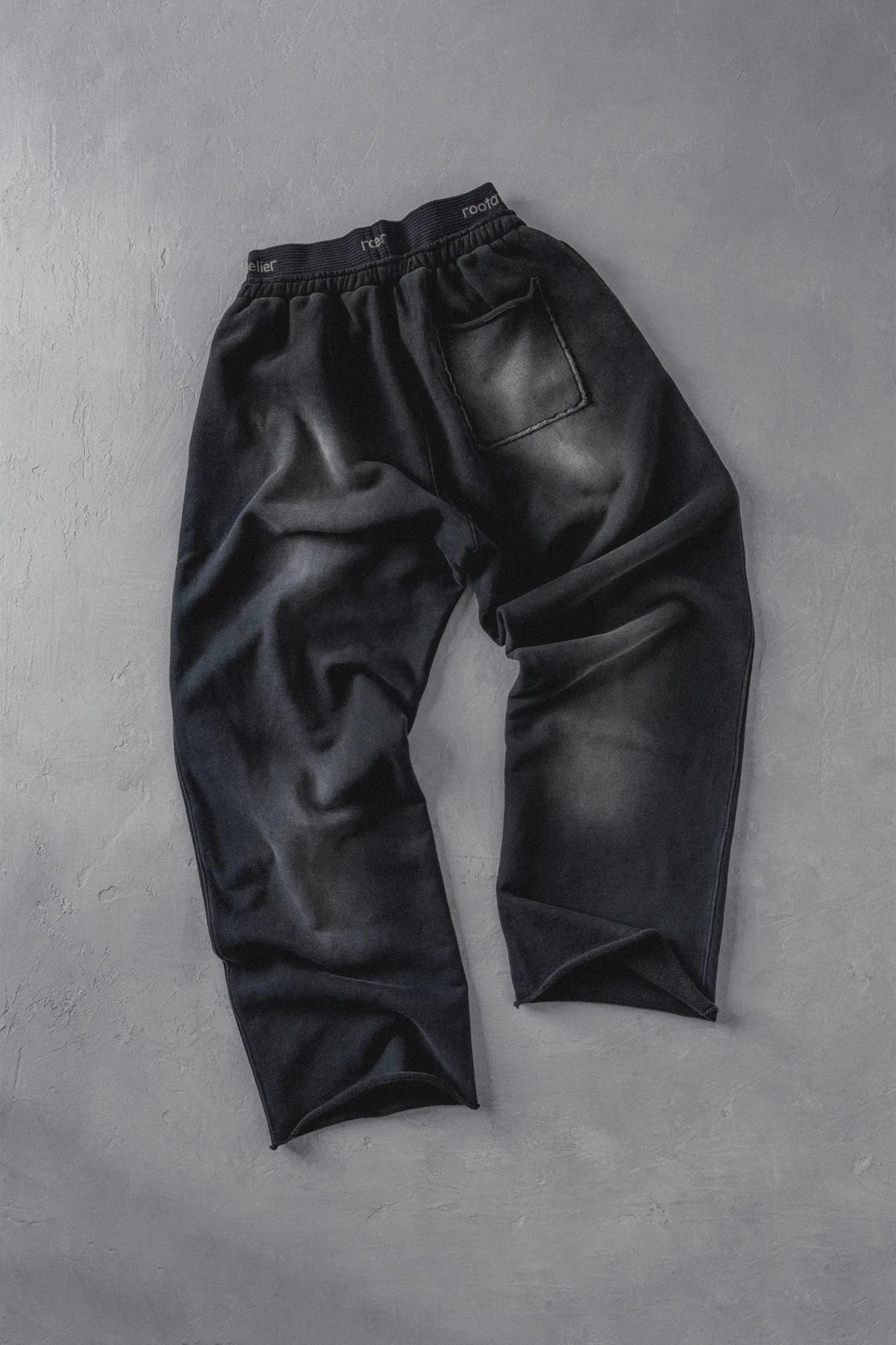 RA Market Espresso Sweatpants - rootatelier™