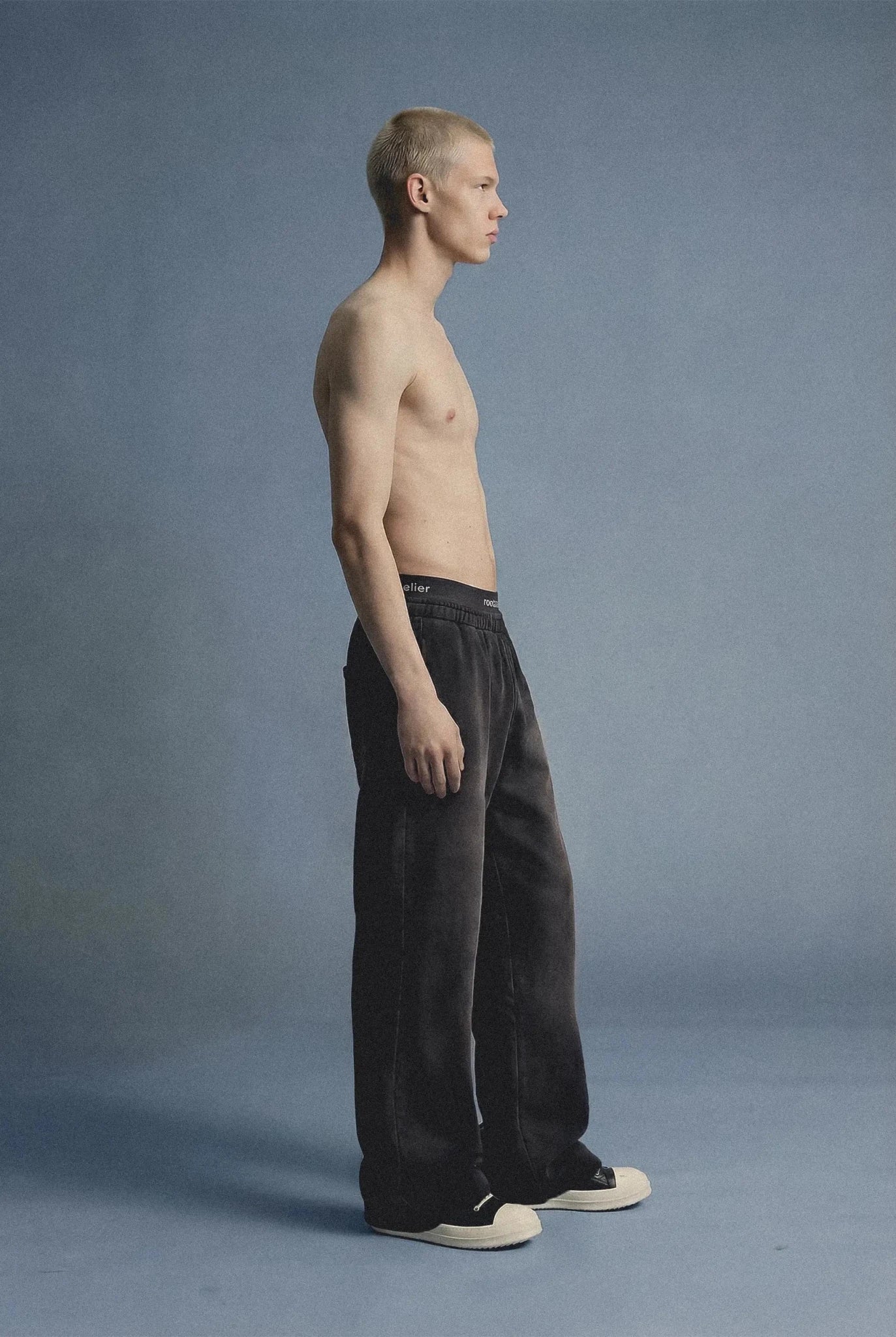 RA Market Espresso Sweatpants - rootatelier™