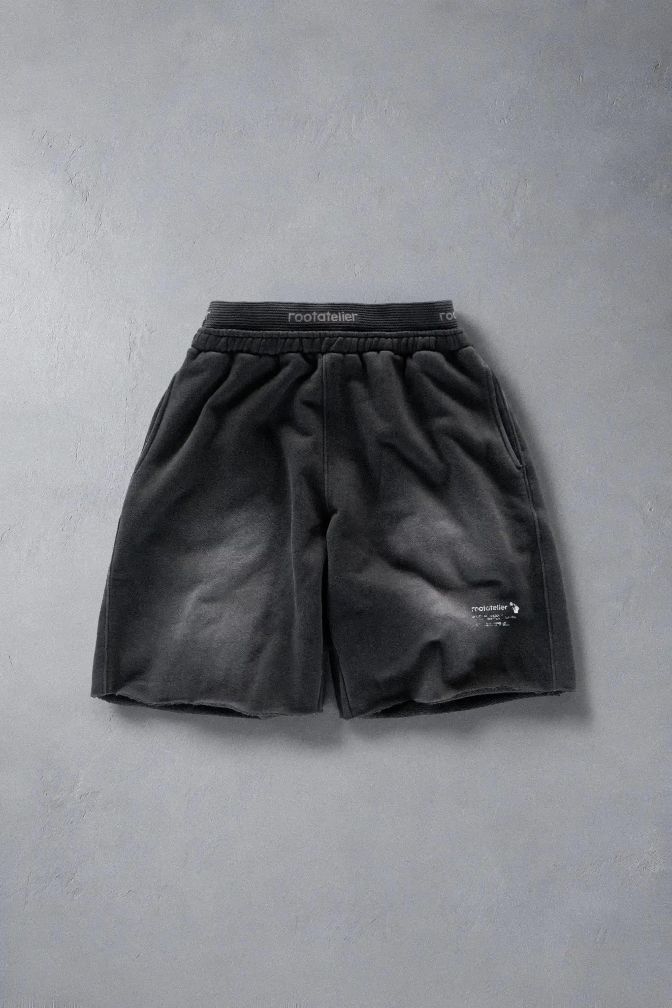 RA Market Espresso Sweatshorts - rootatelier™