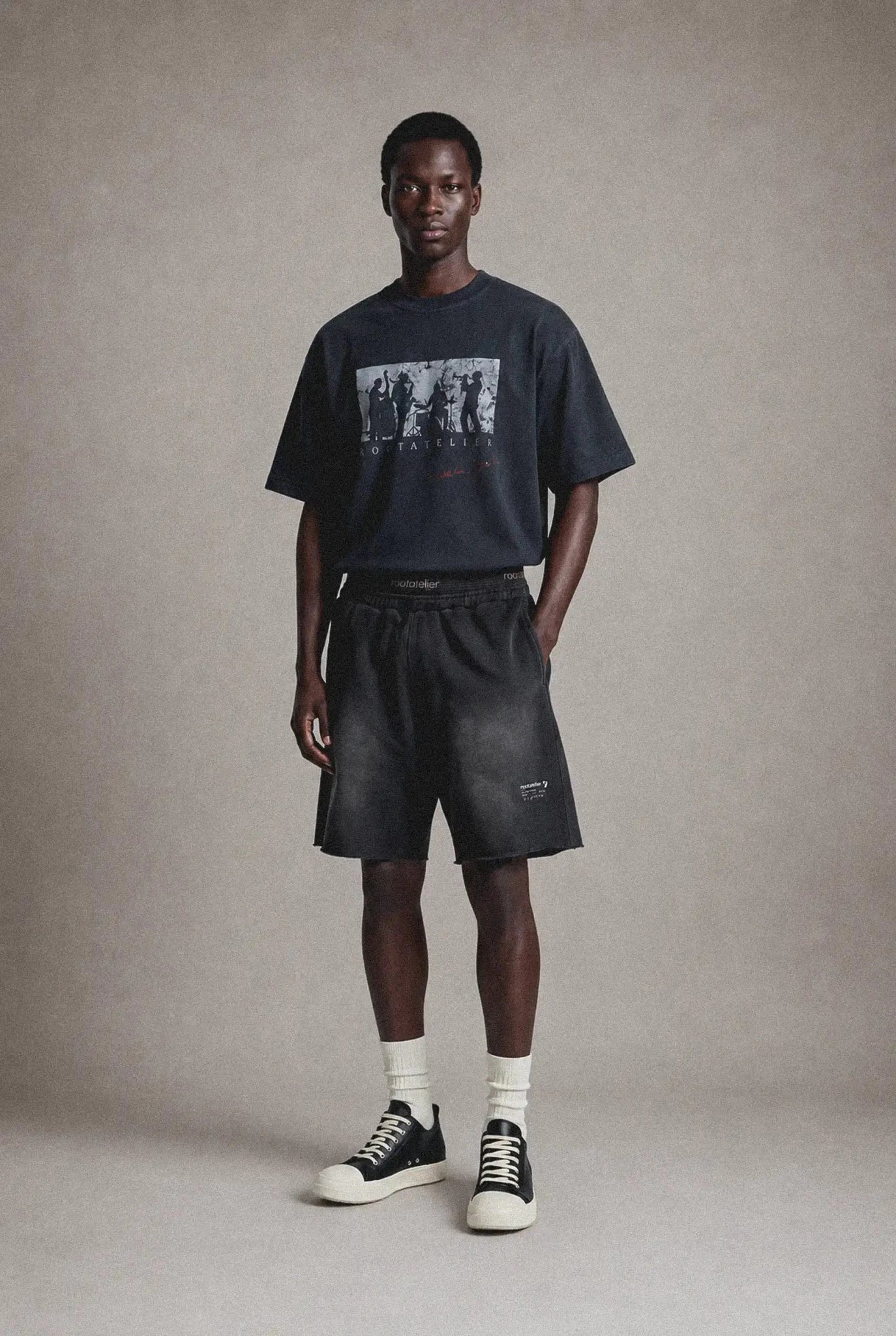 RA Market Espresso Sweatshorts - rootatelier™
